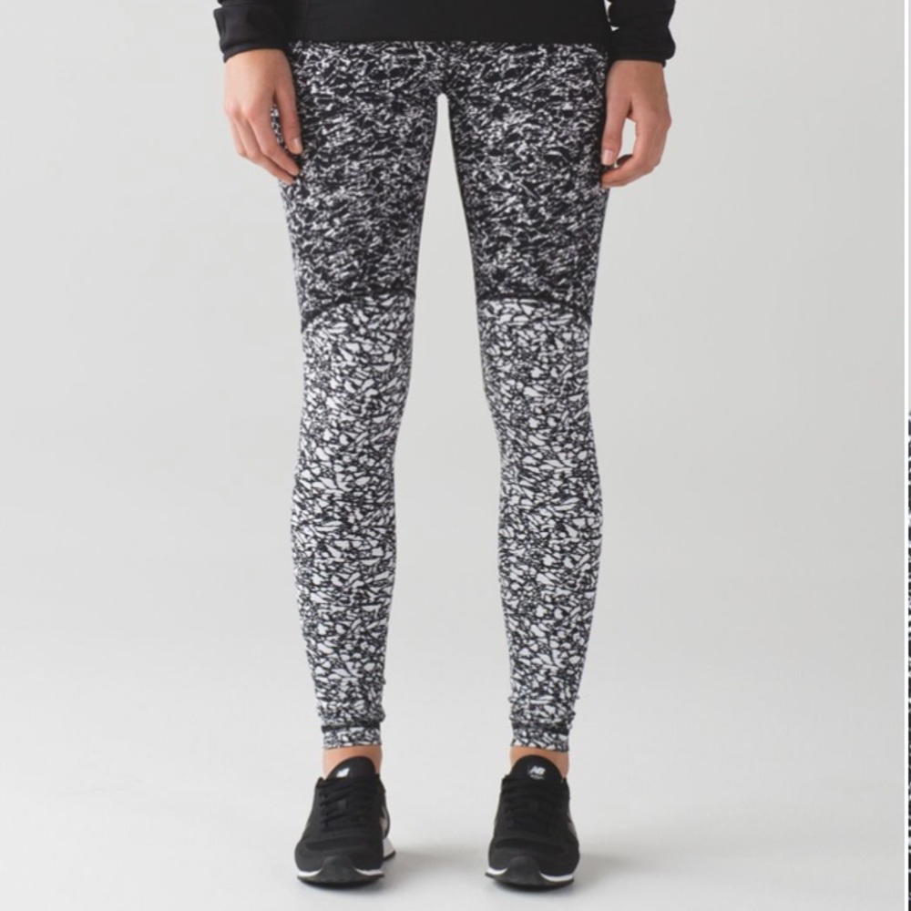 Lululemon Wunder Under Pant (Hi-Rise). Size 10.